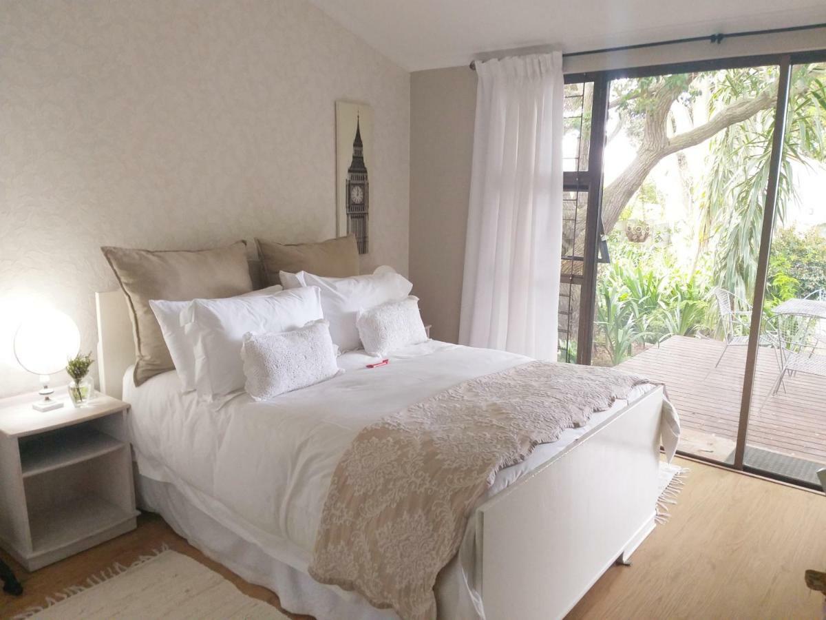 The Wild Fig Hotel Дърбанвил Екстериор снимка